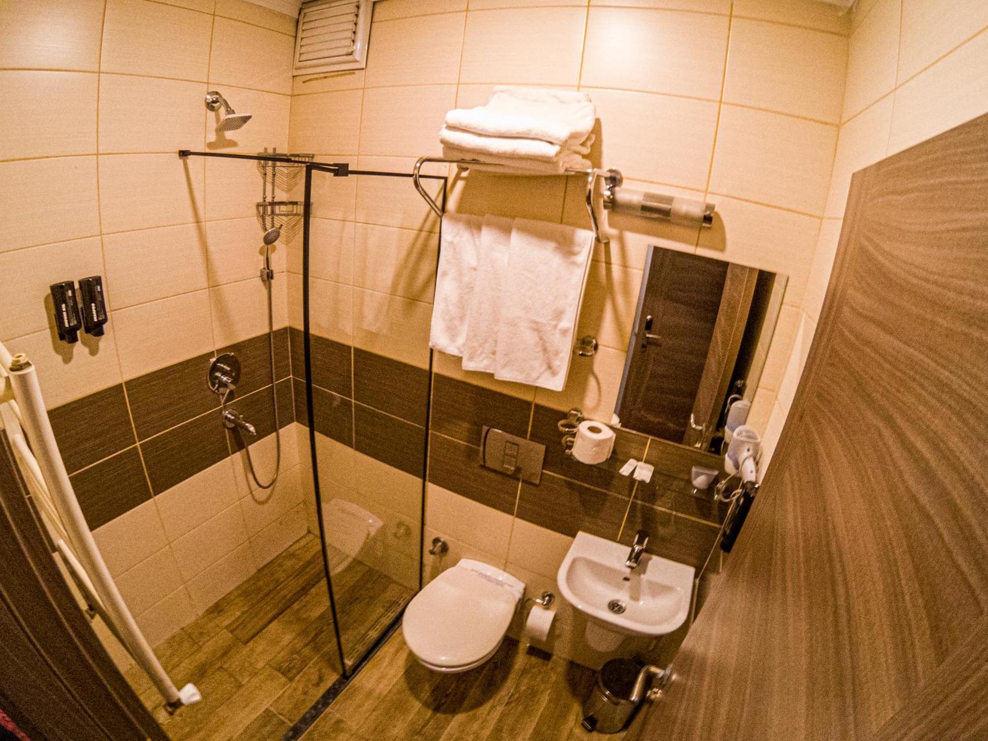 New Akcaabat Hotel Ngoại thất bức ảnh
